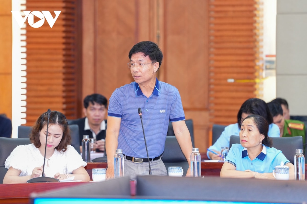chủ tịch tp hải phòng đối thoại với dân về thủ tục, giá đất tại khu tái định cư hình ảnh 2 chu tich tp hai phong doi thoai voi dan ve thu tuc, gia dat tai khu tai dinh cu hinh anh 2