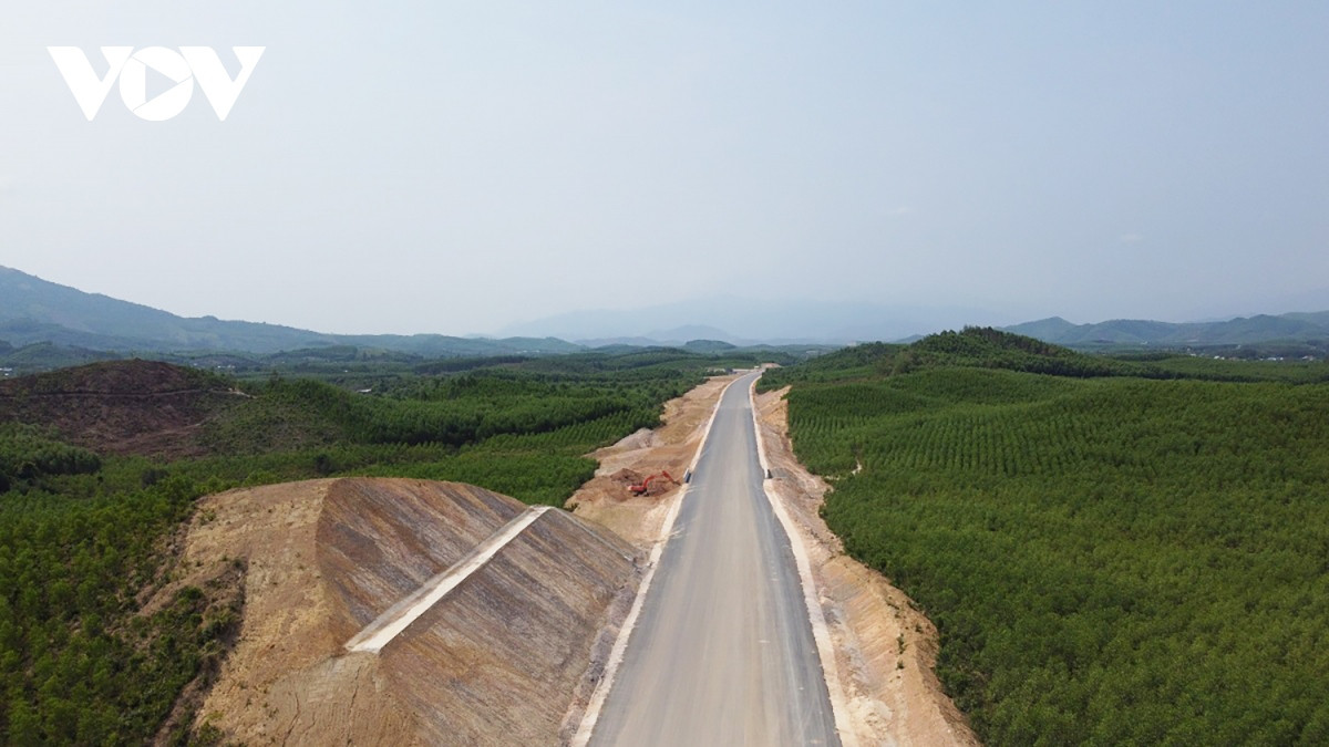 cao toc van phong - nha trang du kien ve dich truoc 6 thang hinh anh 4