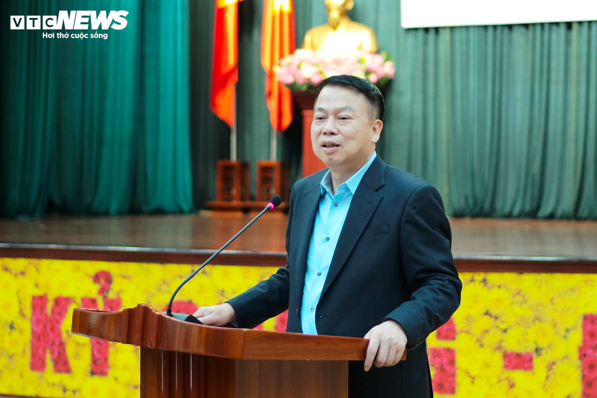Thứ trưởng Bộ Tài chính Nguyễn Đức Chi tại buổi họp báo.