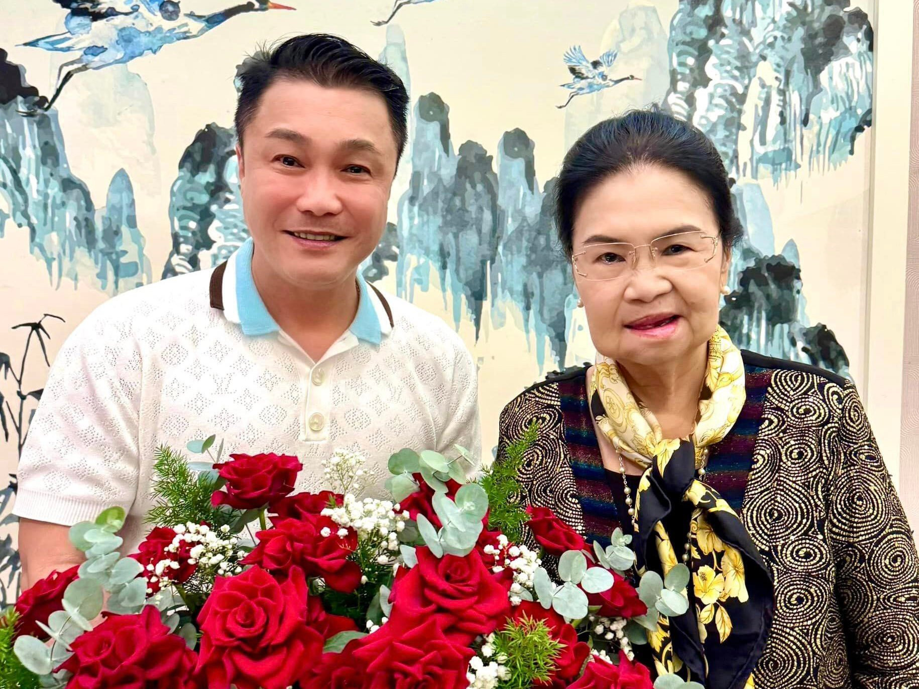Sao Việt 19/6: Lý Hùng mừng sinh nhật mẹ, Thảo Vân hạnh phúc bên con trai - 3