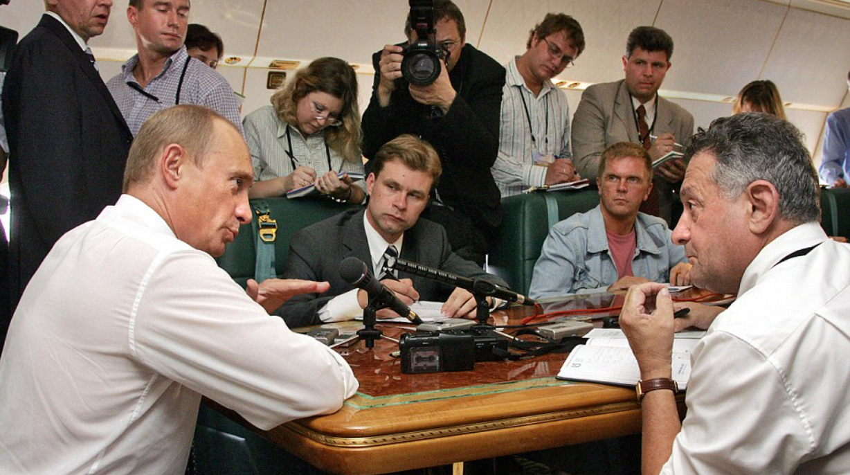 'Điện Kremlin bay' - Chuyên cơ chở Tổng thống Putin có gì đặc biệt? - 11