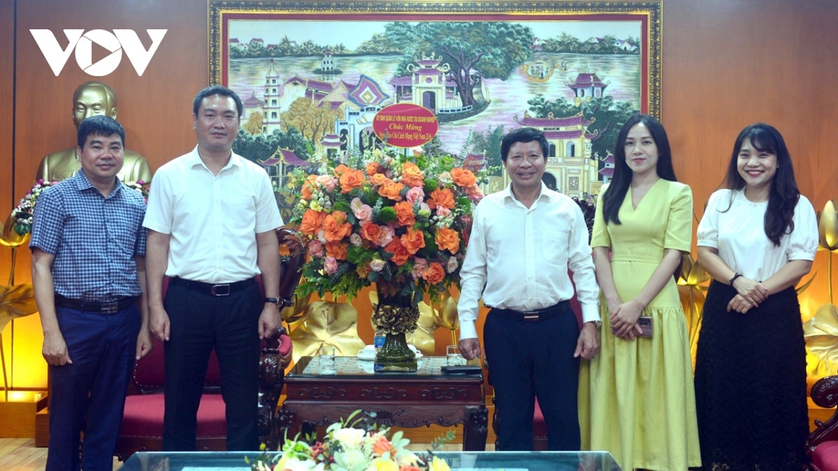  Dai tieng noi viet nam noi len tieng noi cua Dang, nha nuoc va nhan dan hinh anh 5