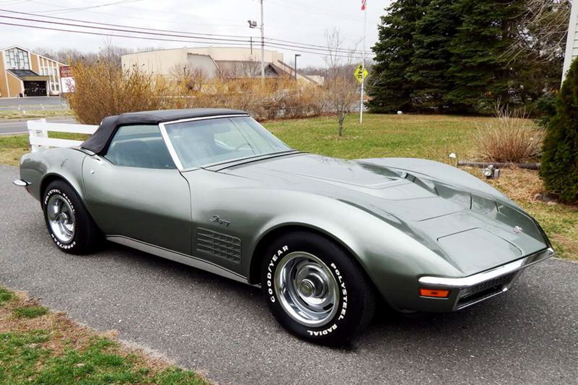Chỉ có một chiếc Chevrolet Corvette ZR1 mui trần được sản xuất trong năm 1971. (Ảnh: Corvette Blogger)