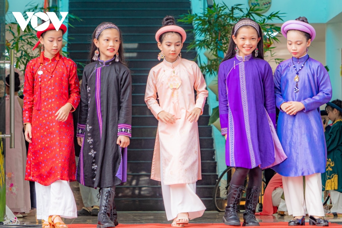 tổ chức tuần lễ Áo dài cộng đồng huế 2024 hình ảnh 1 to chuc tuan le Ao dai cong dong hue 2024 hinh anh 1