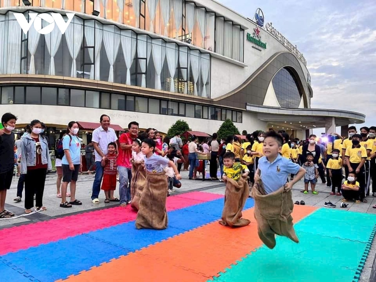 nhieu mo hinh du lich doc, la thu hut du khach den tien giang hinh anh 2