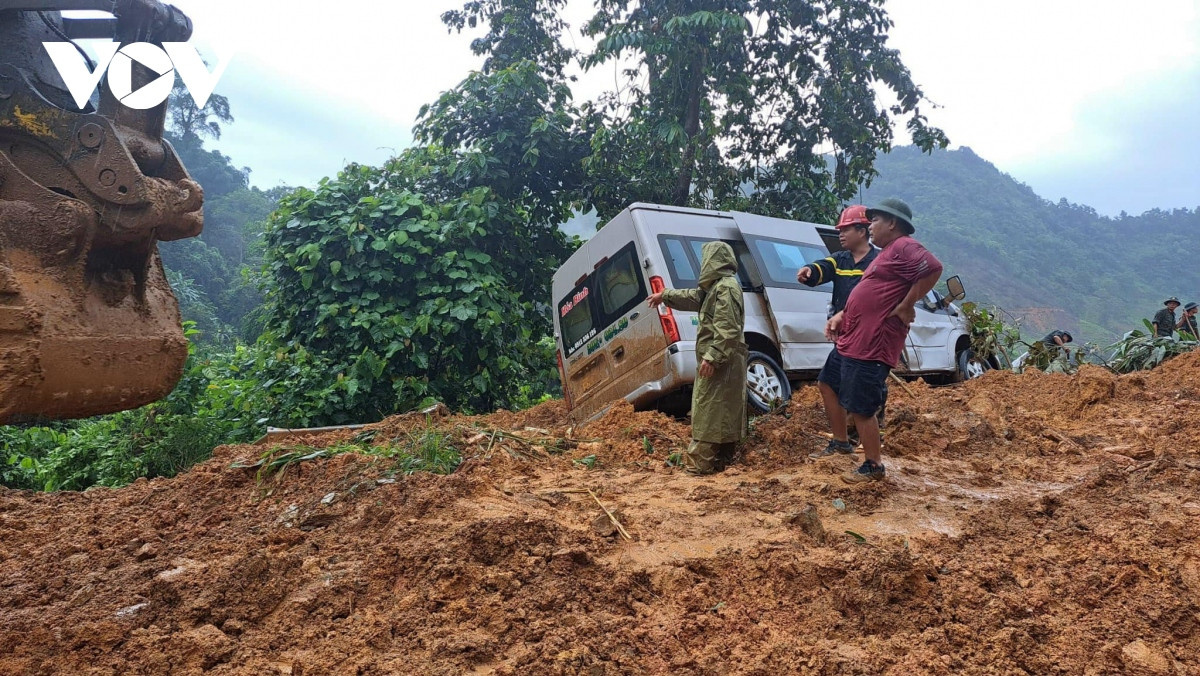 sat lo lon o ha giang, dat da tran qua xe di an hoi khien 7 nguoi tu vong hinh anh 5