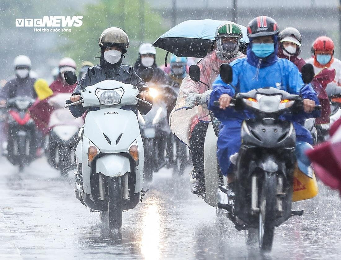 Ngày mai 15/7, từ Bắc vào Nam hứng mưa lớn. (Ảnh minh hoạ: Ngô Nhung)