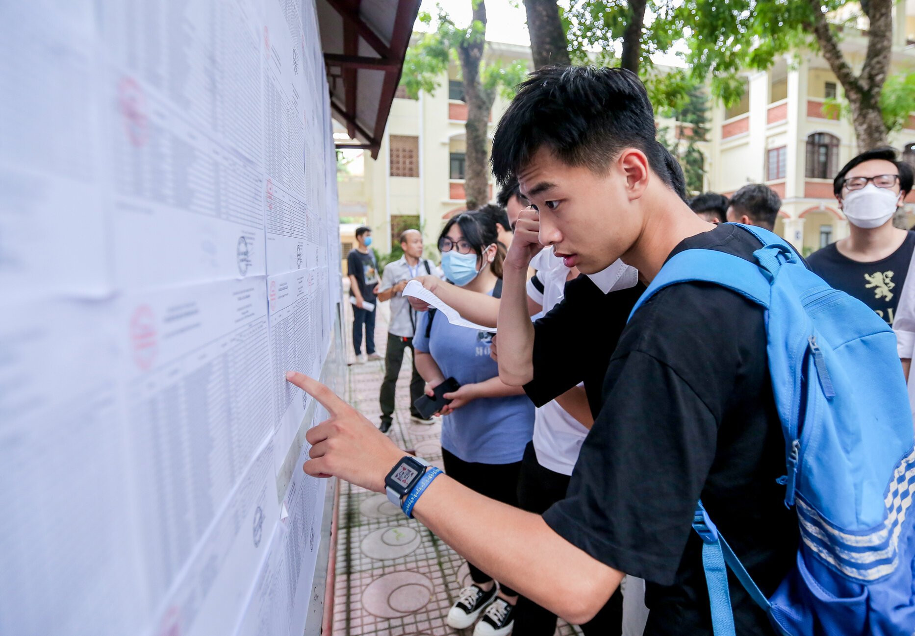 Bất ngờ nhiều thí sinh đạt 27 - 28 điểm trở lên vẫn trượt tốt nghiệp. (Ảnh minh hoạ)