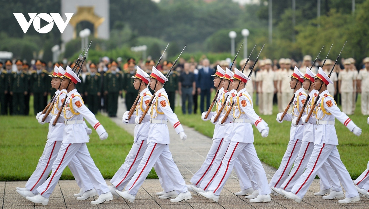 thieng lieng nghi thuc treo co ru quoc tang tong bi thu nguyen phu trong hinh anh 3