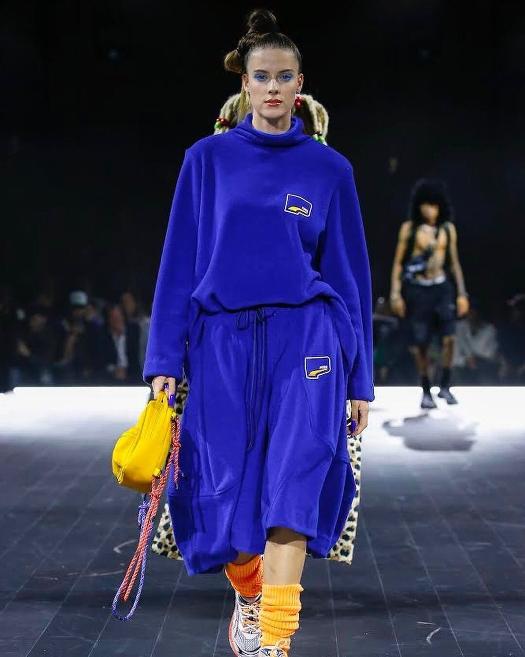 Vận động viên người Ukraine đang đại diện cho thương hiệu Puma. Năm 2022, cô catwalk cho nhãn hàng ở New York Fashion Week.