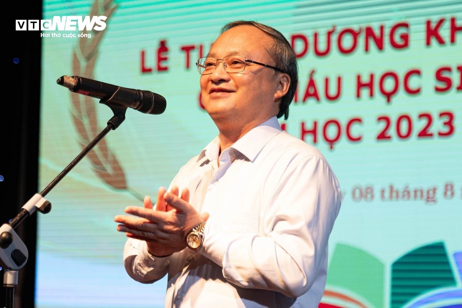 Ông Đỗ Tiến Sỹ, Tổng Giám đốc Đài Tiếng nói Việt Nam tại buổi lễ.