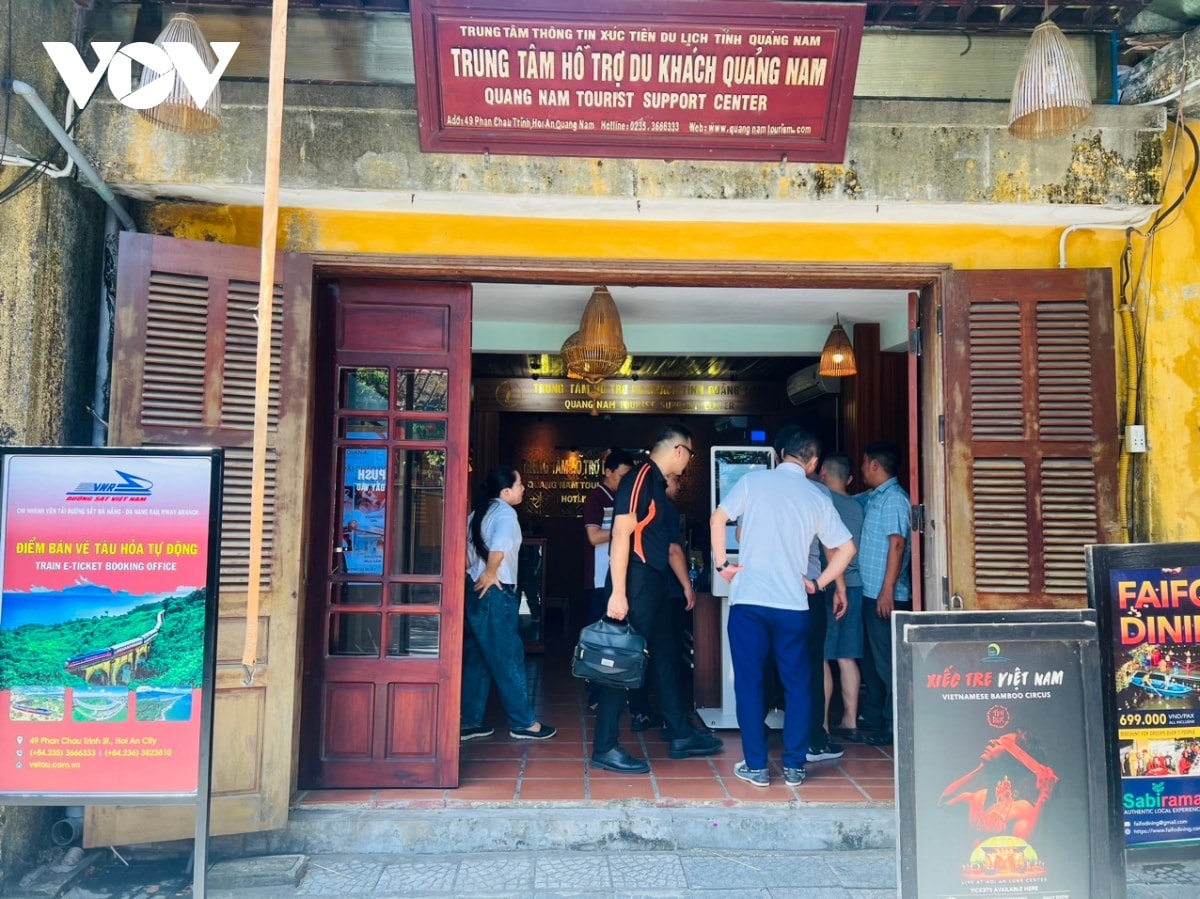 quảng nam có máy bán vé tàu hỏa tự động đầu tiên hình ảnh 1 quang nam co may ban ve tau hoa tu dong dau tien hinh anh 1