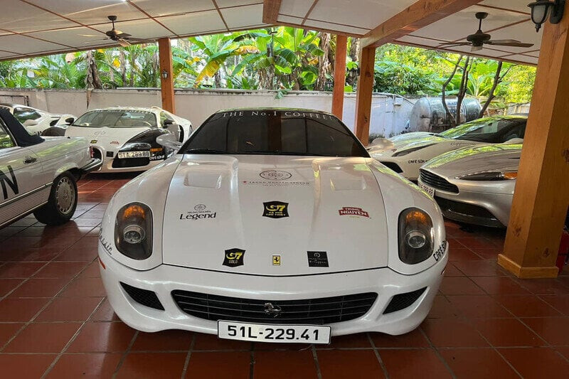 Điểm danh dàn siêu xe Ferrari của ông Đặng Lê Nguyên Vũ tại Gumball 3000 - 5