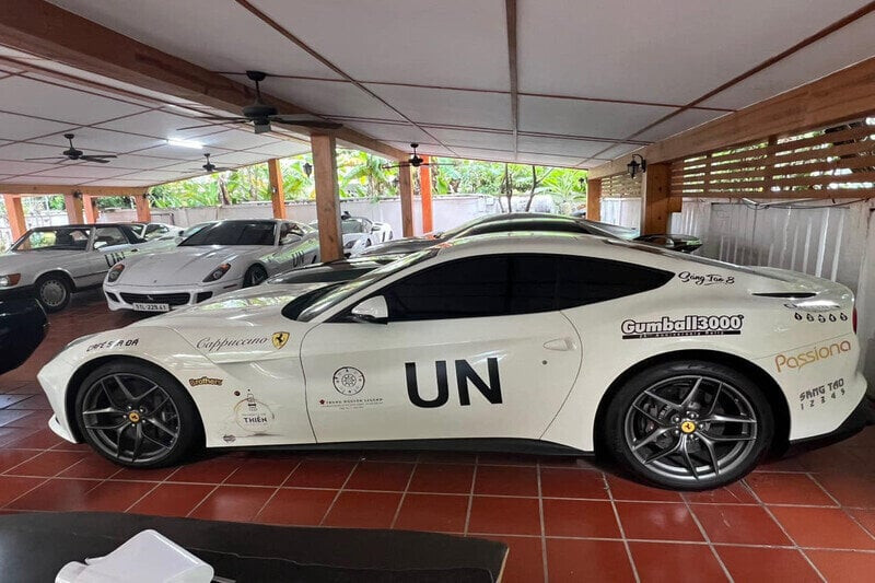 Điểm danh dàn siêu xe Ferrari của ông Đặng Lê Nguyên Vũ tại Gumball 3000 - 7