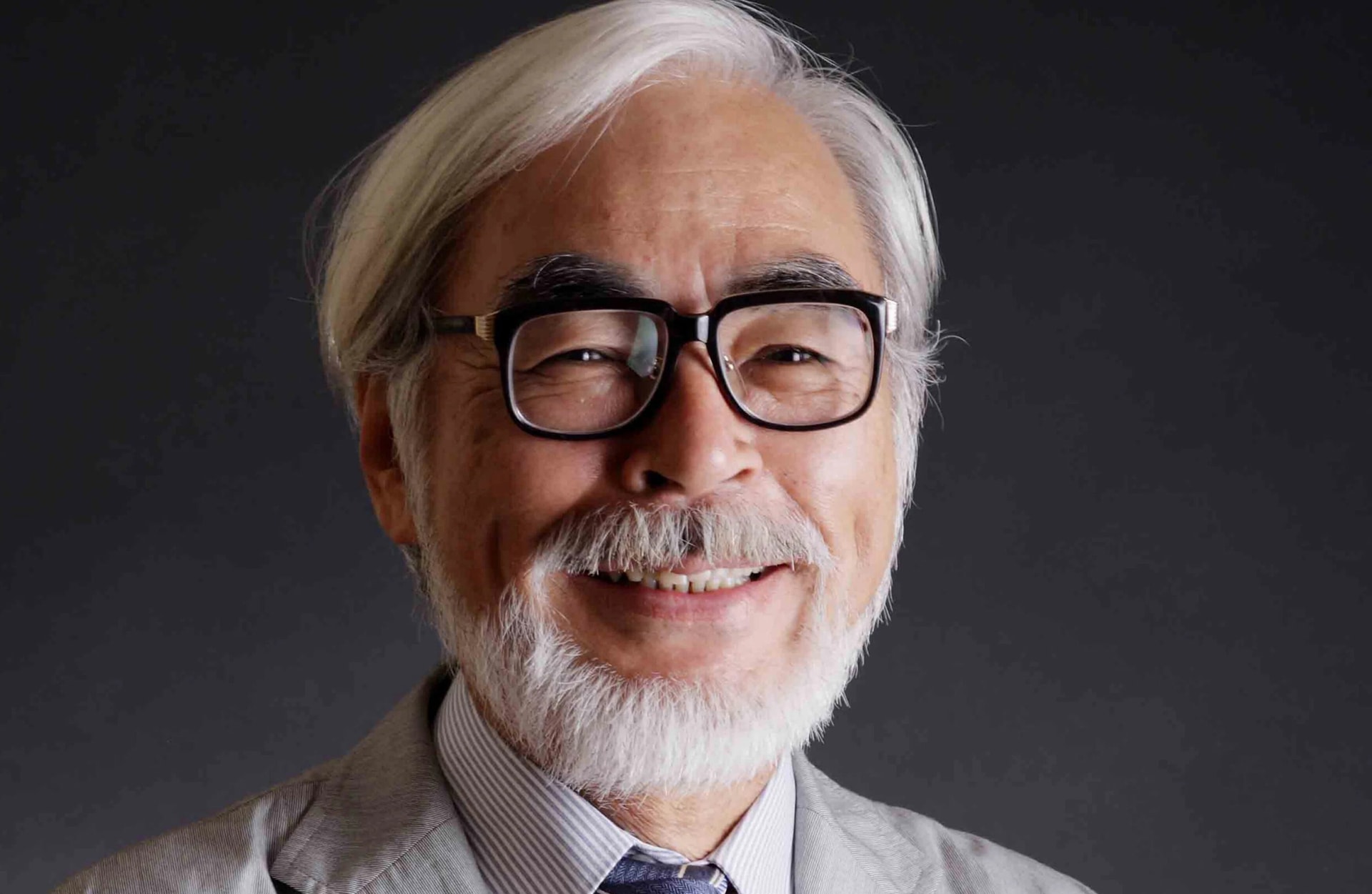 Ông Miyazaki Hayao, họa sĩ hoạt hình nổi tiếng Nhật Bản. Người đồng sáng lập xưởng phim hoạt hình Ghibli.