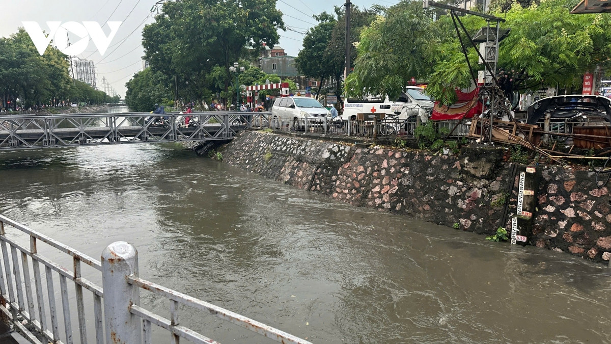 truc tiep sieu bao yagi se vao vinh bac bo nua dem nay, gio giat manh tai co to hinh anh 59