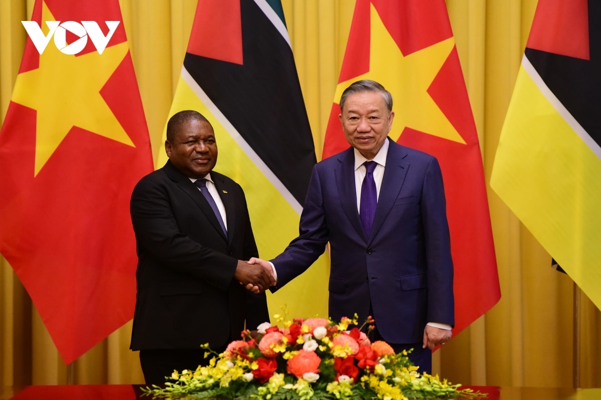 tổng bí thư, chủ tịch nước tô lâm chủ trì lễ đón chính thức tổng thống mozambique hình ảnh 3 tong bi thu, chu tich nuoc to lam chu tri le don chinh thuc tong thong mozambique hinh anh 3