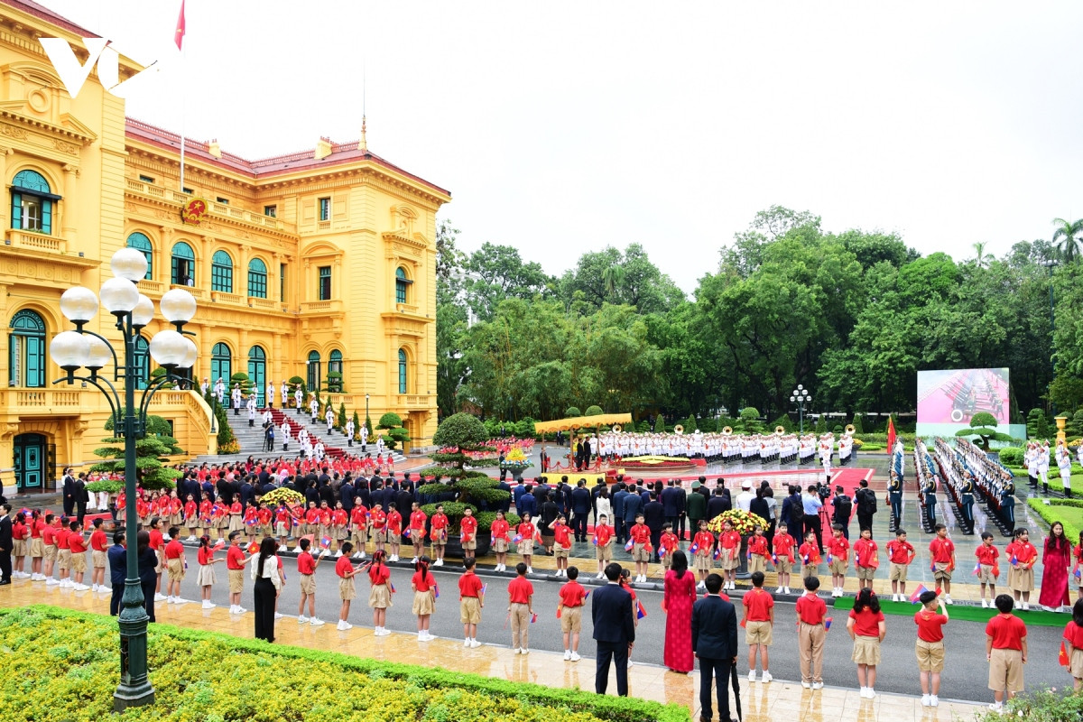 tong bi thu, chu tich nuoc to lam chu tri le don tong bi thu, chu tich nuoc lao hinh anh 1