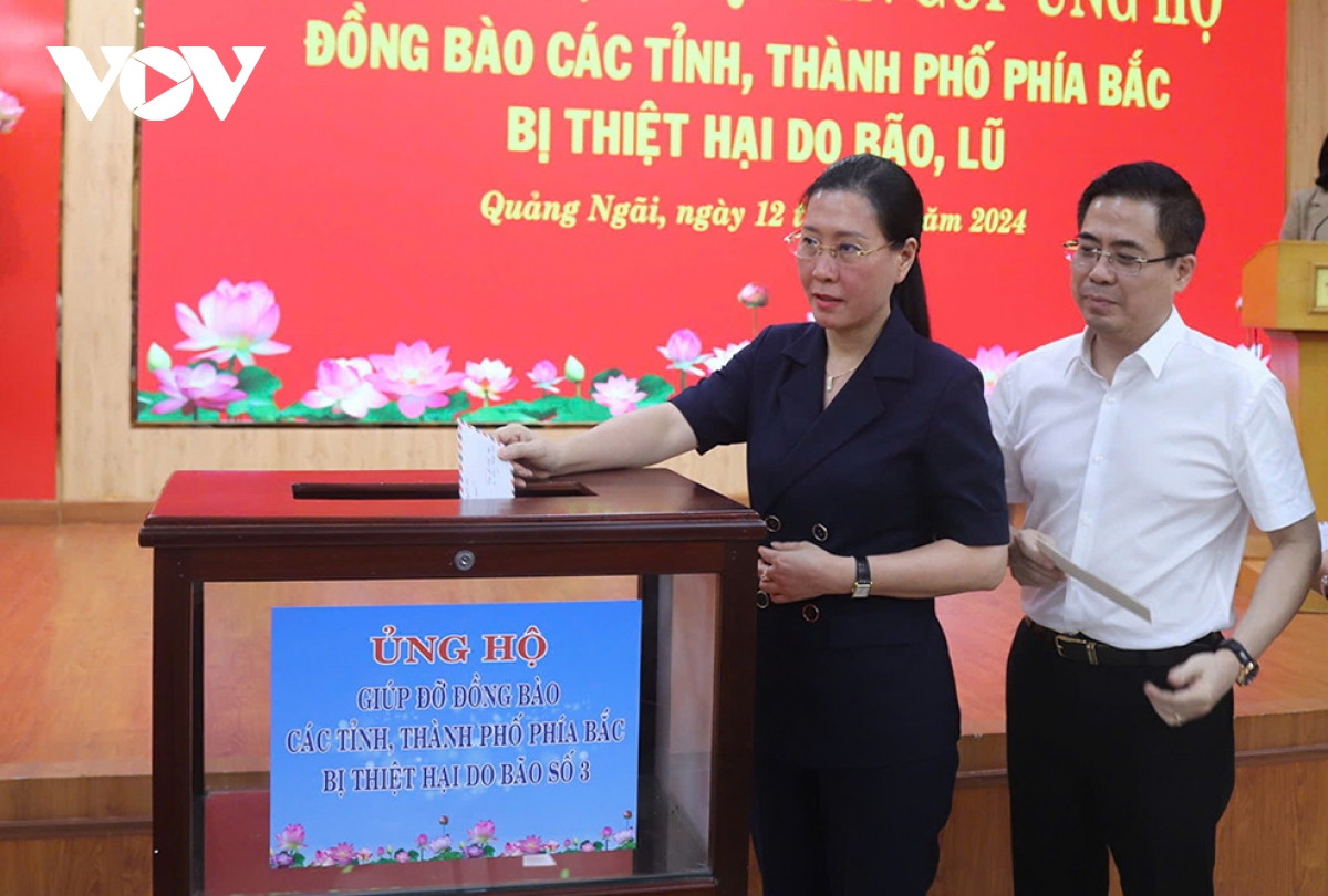 tp.hcm va nhieu tinh thanh, don vi chung tay ung ho dong bao bi thien tai hinh anh 9