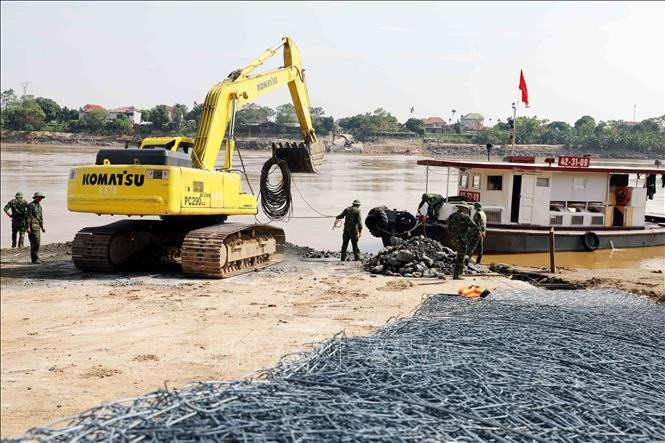 ha thuy nhip cau phao dau tien va truc vot nhip cau phong chau bi sap hinh anh 4