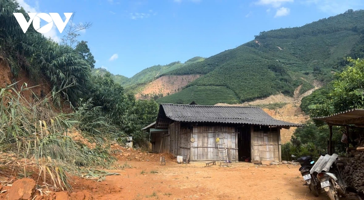  Diem tua de dong bao nam tong, lao cai guong day sau tran sat lo kinh hoang hinh anh 5