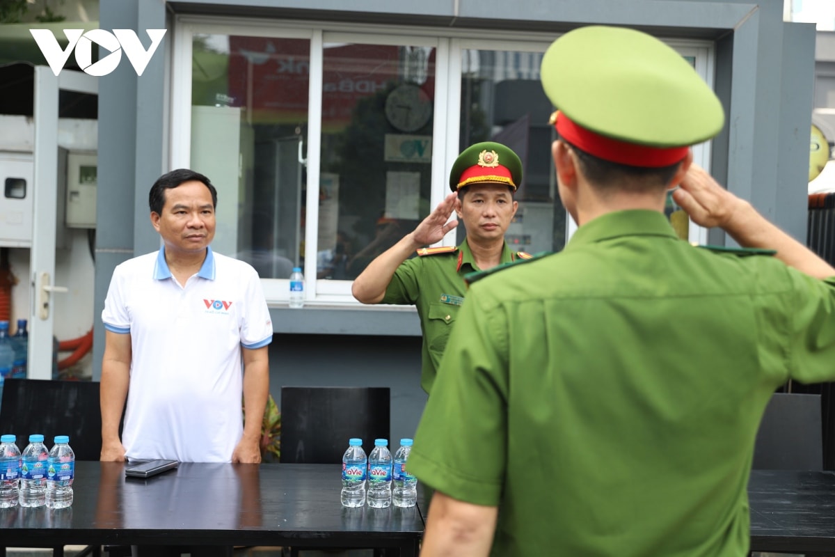 thuc tap phuong an chua chay, cuu ho cuu nan tai toa nha vov o tp.hcm hinh anh 2