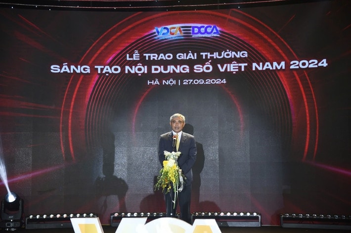 cong bo 12 giai thuong sang tao noi dung so viet nam 2024 hinh anh 2