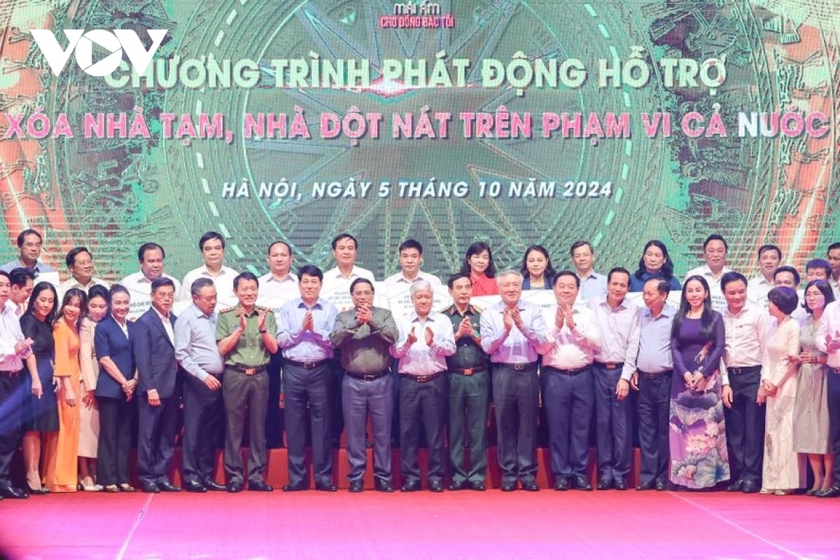 thu tuong phat dong dot thi dua cao diem 450 ngay xoa nha tam, nha dot nat hinh anh 1