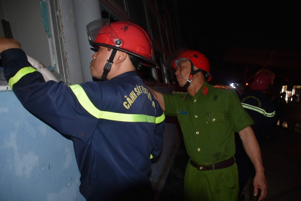 Dang dieu tra vu chay xuong san xuat giay, da o ba ria - vung tau hinh anh 1