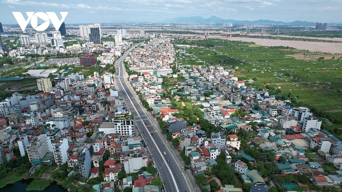 can canh tuyen duong ven song hong cong mem mai nhat o ha noi hinh anh 1