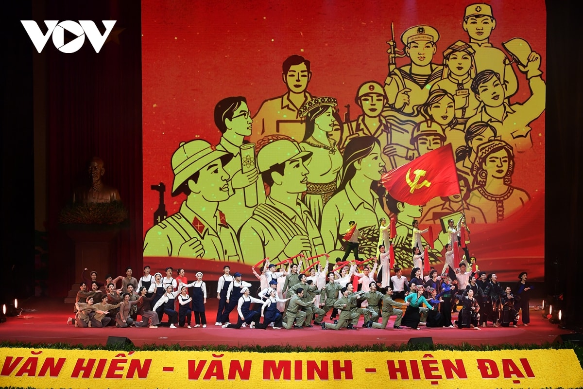 toan canh le ky niem cap quoc gia 70 nam ngay giai phong thu do hinh anh 8
