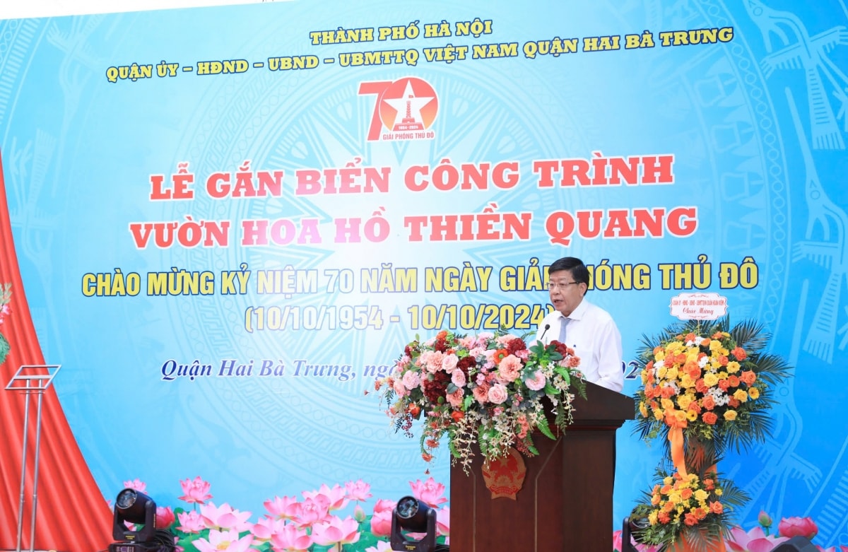 ha noi gan bien cong trinh vuon hoa ho thien quang ky niem 70 nam giai phong hinh anh 2