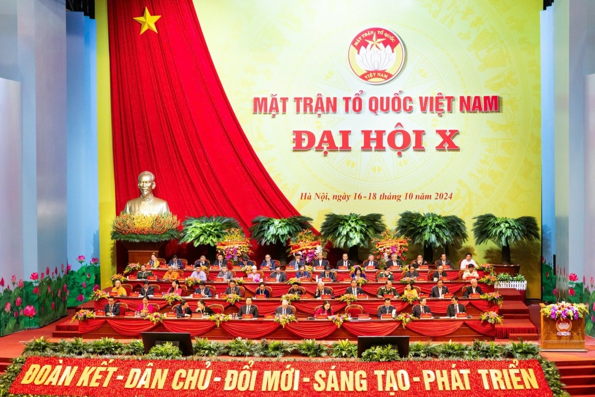 Ông Đỗ văn chiến tiếp tục giữ chức chủ tịch mặt trận tổ quốc việt nam khóa x hình ảnh 1 Ong Do van chien tiep tuc giu chuc chu tich mat tran to quoc viet nam khoa x hinh anh 1