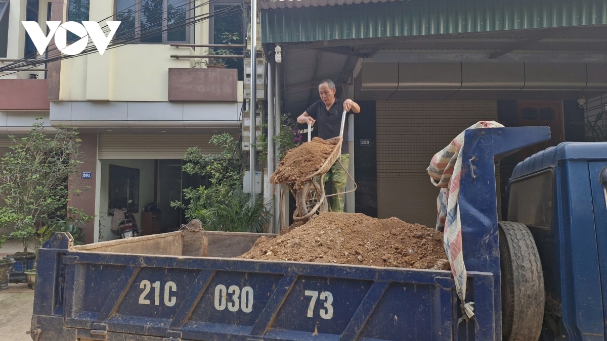 bạt mái taluy, xử lý sạt lở ở yên bái còn nhiều gian nan hình ảnh 7 bat mai taluy, xu ly sat lo o yen bai con nhieu gian nan hinh anh 7