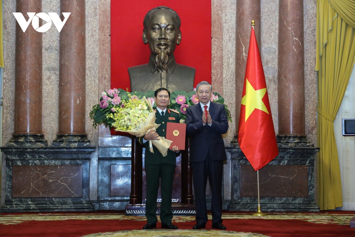 thang quan ham Dai tuong cho dong chi luong tam quang, nguyen tan cuong hinh anh 2