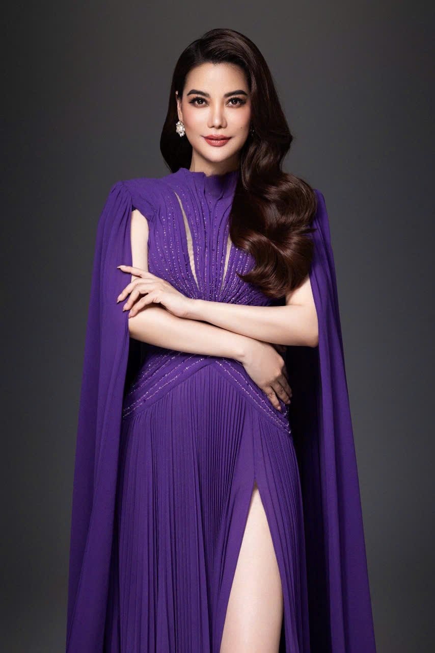 Trương Ngọc Ánh đọ sắc cùng top 4 Miss Earth 2023 - 13