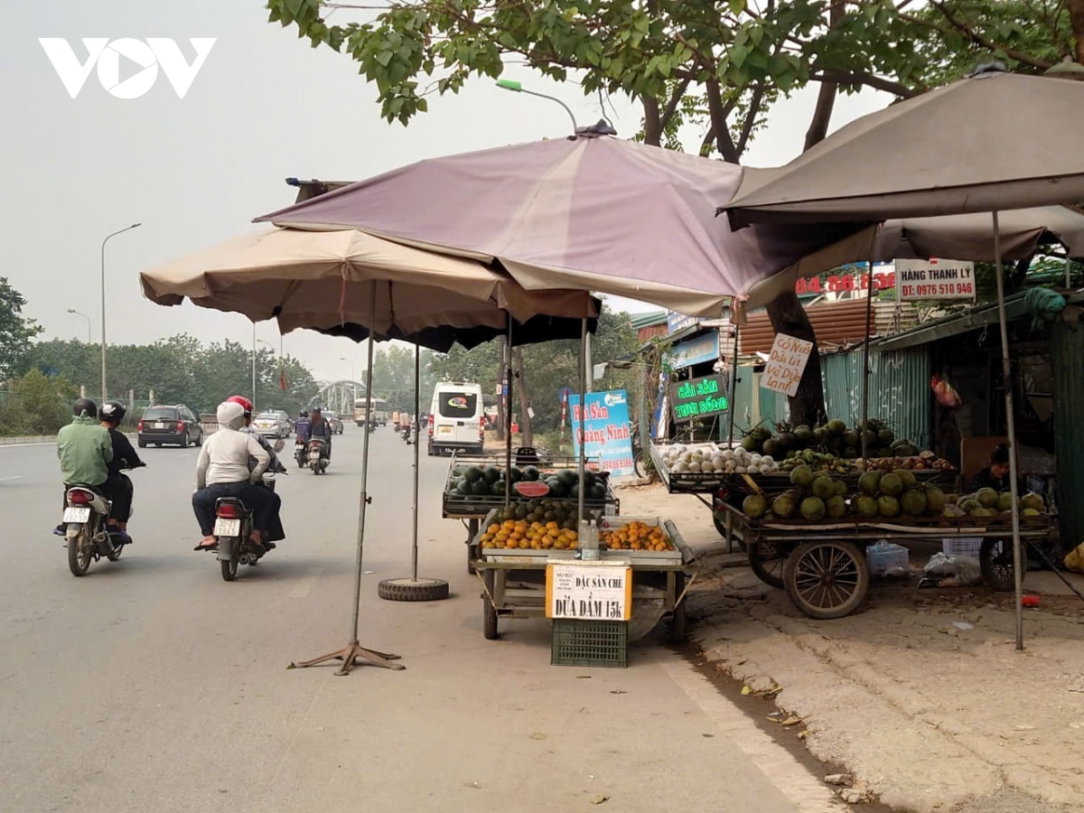 nhuc nhoi tinh trang ban hang rong bua vay Dai lo thang long hinh anh 4