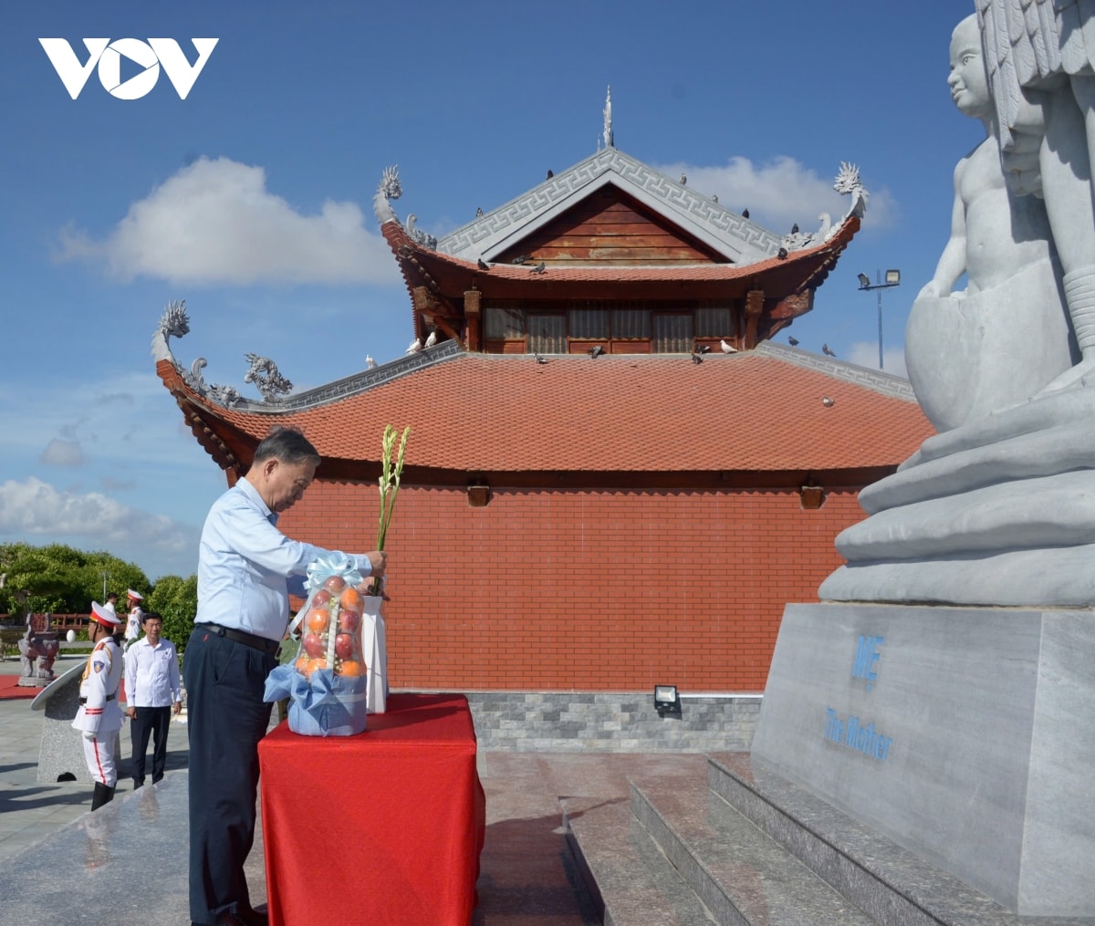 tong bi thu khac phuc bieu hien o gan dan nhung khong hieu tam tu cua dan hinh anh 4