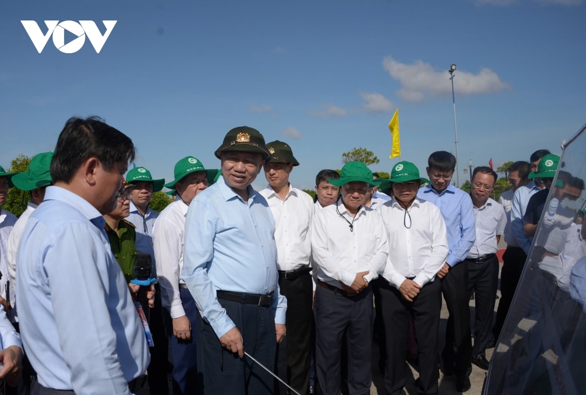 tong bi thu khac phuc bieu hien o gan dan nhung khong hieu tam tu cua dan hinh anh 7