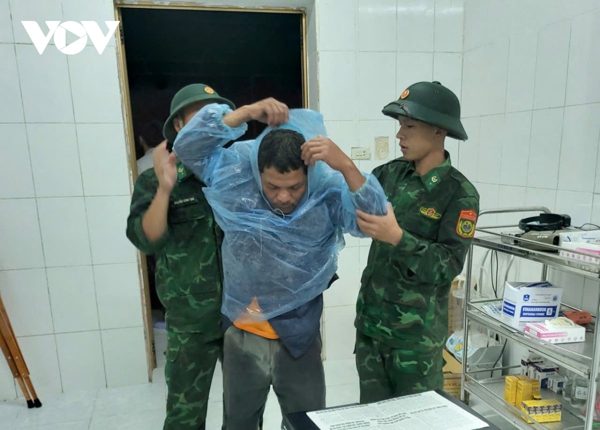 thừa thiên huế mưa lớn gây ngập lụt, sạt lở núi hình ảnh 4 thua thien hue mua lon gay ngap lut, sat lo nui hinh anh 4