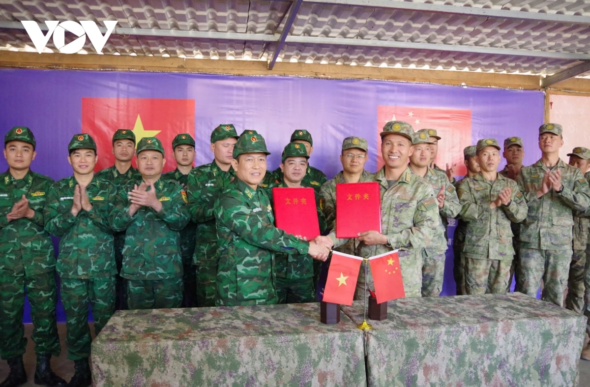 tuần tra song phương biên giới đất liền việt nam trung quốc hình ảnh 5 tuan tra song phuong bien gioi dat lien viet nam trung quoc hinh anh 5