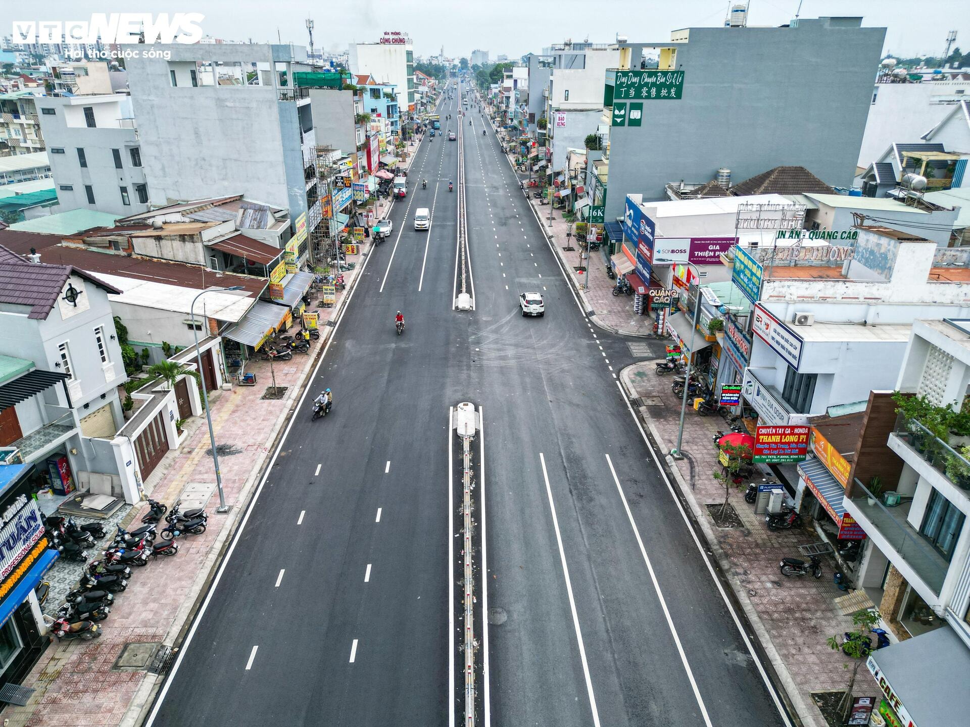 Diện mạo mới đường kết nối sân bay Tân Sơn Nhất trước ngày thông xe - 13