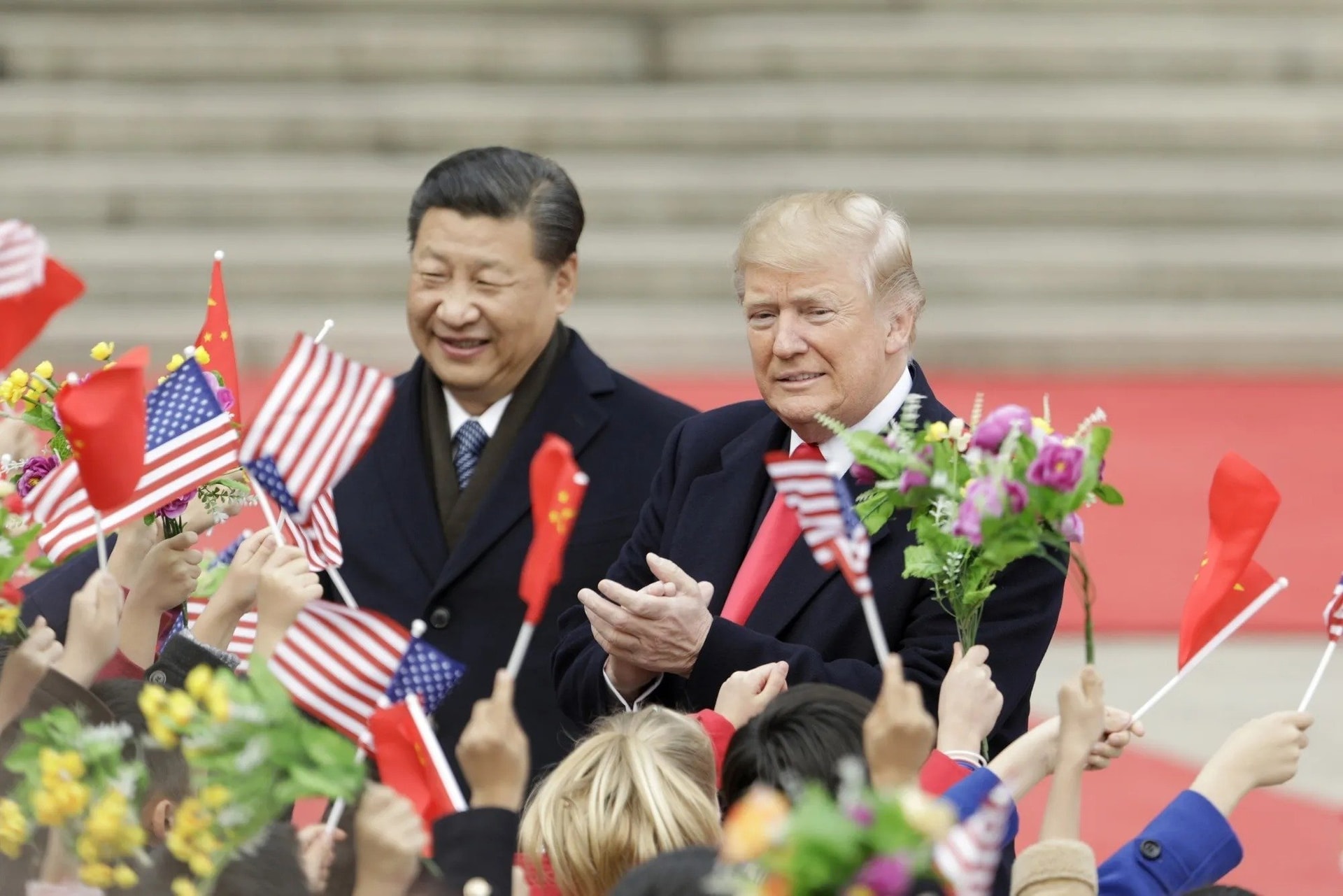 Ông Tập Cận Bình và ông Donald Trump trong một sự kiện.