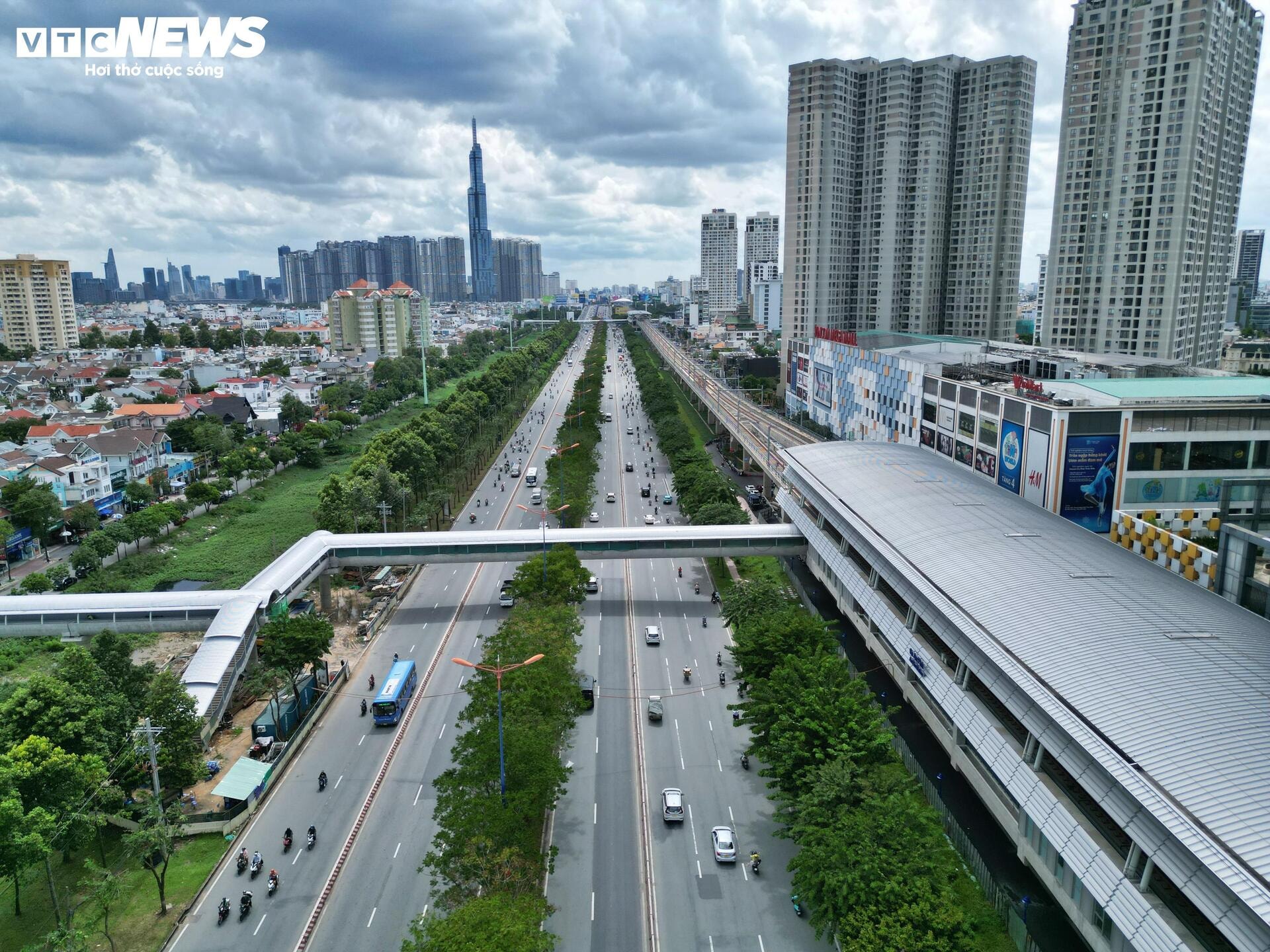 Cận cảnh loạt cầu bộ hành nối Metro Bến Thành-Suối Tiên - 6