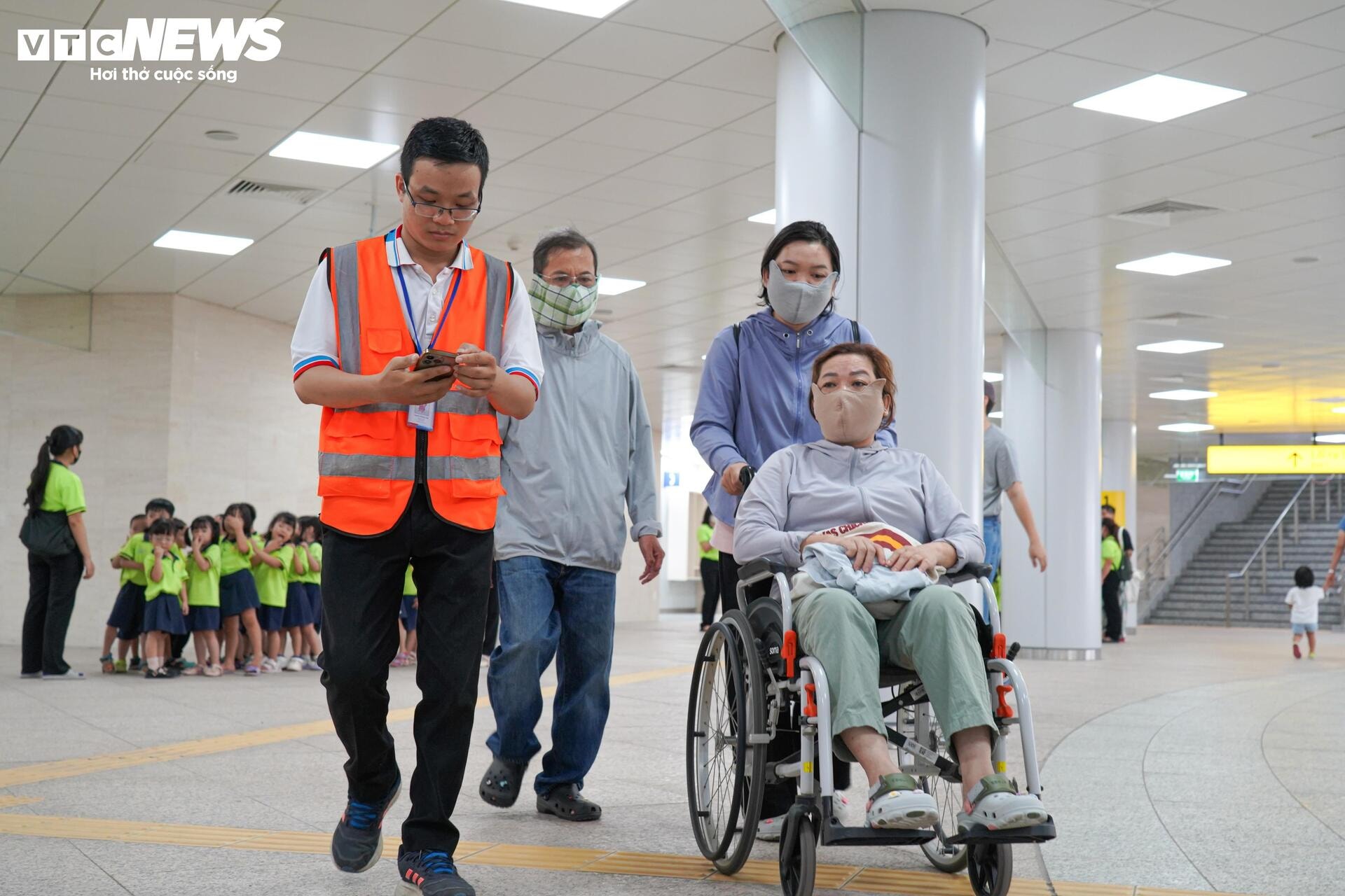 Metro số 1 đón khách nhí trải nghiệm trong ngày cuối chạy thử - 9