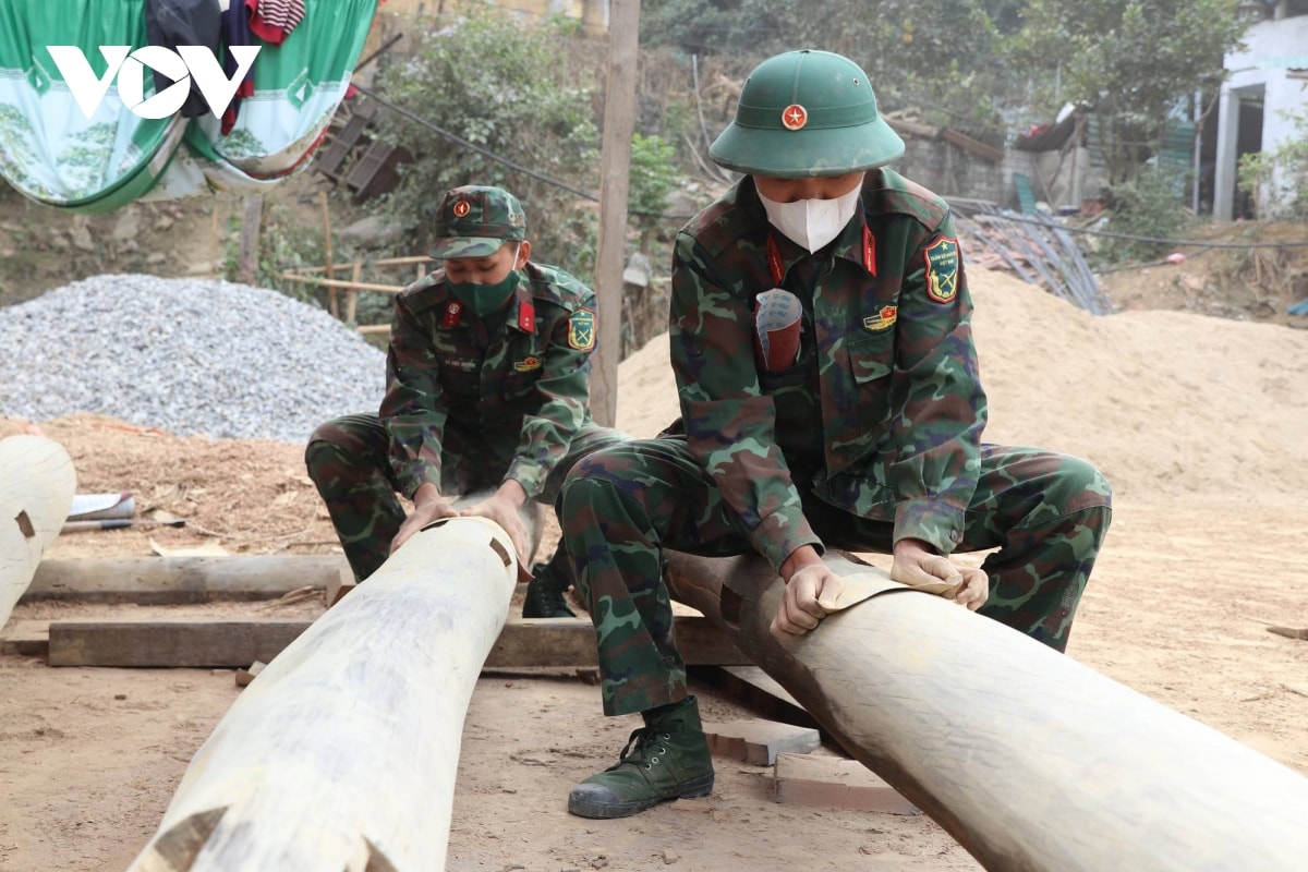 bo doi cu ho - Diem tua vung chac cho nguoi dan bien gioi Dien bien hinh anh 2