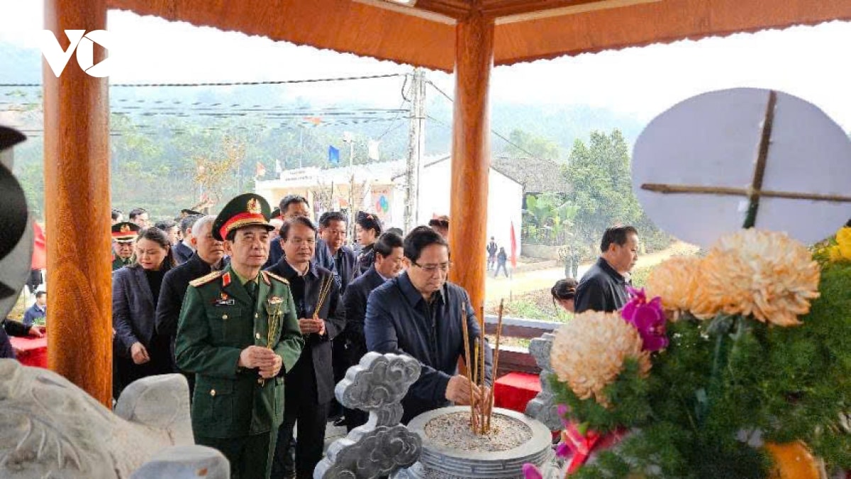 thu tuong pham minh chinh du le khanh thanh cong trinh tai thiet khu dan cu lang nu hinh anh 5