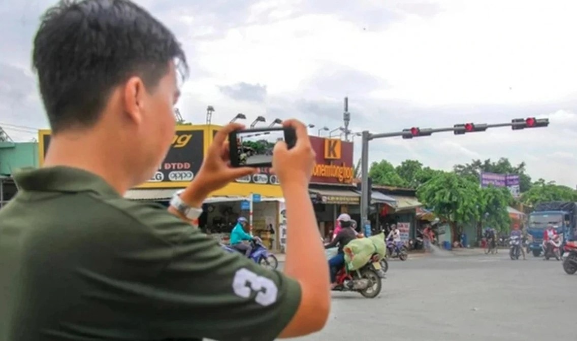 ho tro nguoi bao tin vi pham giao thong toi da 5 trieu dong hinh anh 1