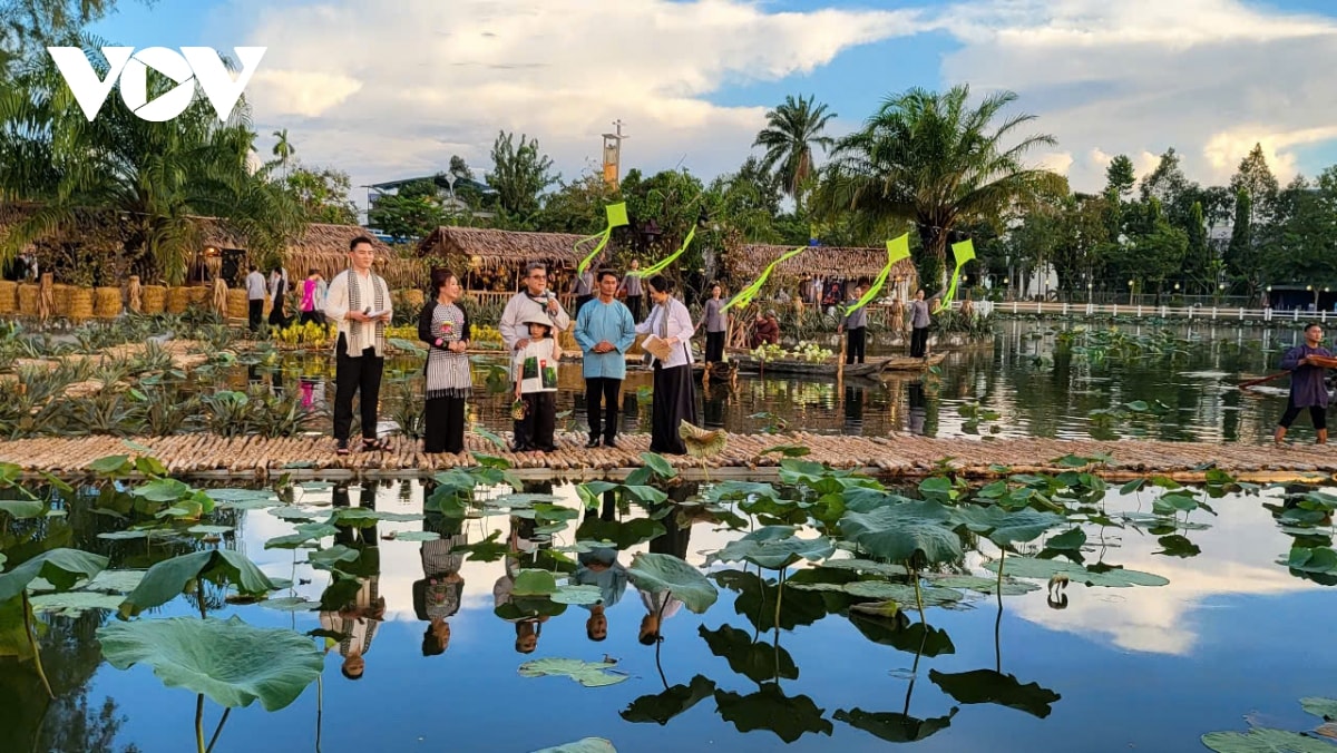 du lịch trở thành điểm sáng phát triển tại hậu giang hình ảnh 2 du lich tro thanh diem sang phat trien tai hau giang hinh anh 2