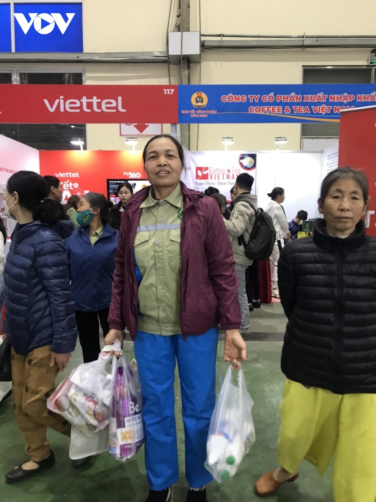 hà nội hỗ trợ hơn 70 tỷ đồng cho đoàn viên, người lao động dịp tết hình ảnh 2 ha noi ho tro hon 70 ty dong cho doan vien, nguoi lao dong dip tet hinh anh 2